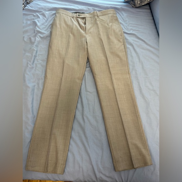 Calvin Klein Grey 2 piece suit, 40R blazer and 34W/30L pants (worn) - Picture 10 of 10